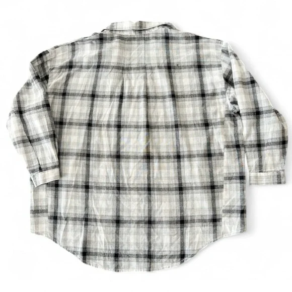 POL Oversized Black and Gray Plaid Button-Down High Low Tunic Top Size Small - Picture 8 of 8
